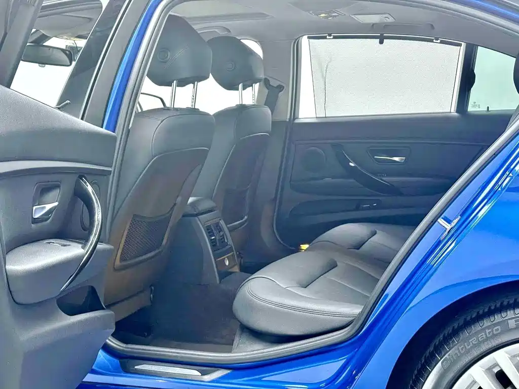 BMW 3 Series — миниатюра 7