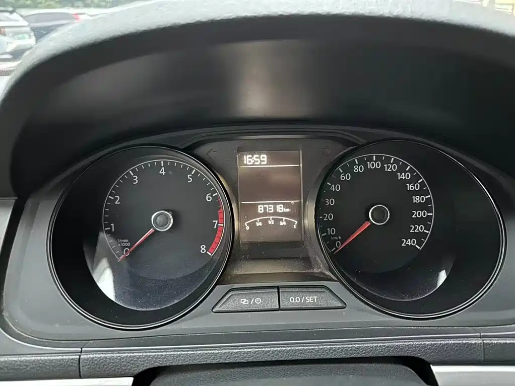 Volkswagen Lavida — миниатюра 13