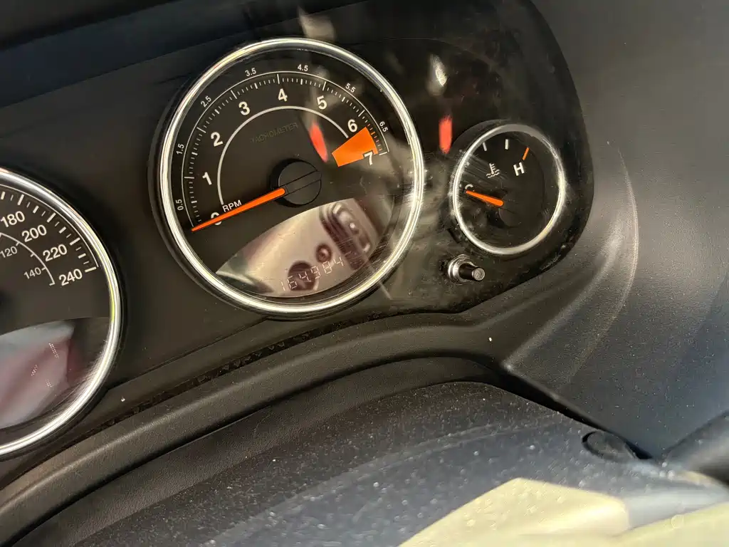 Jeep Compass (Import) — миниатюра 16