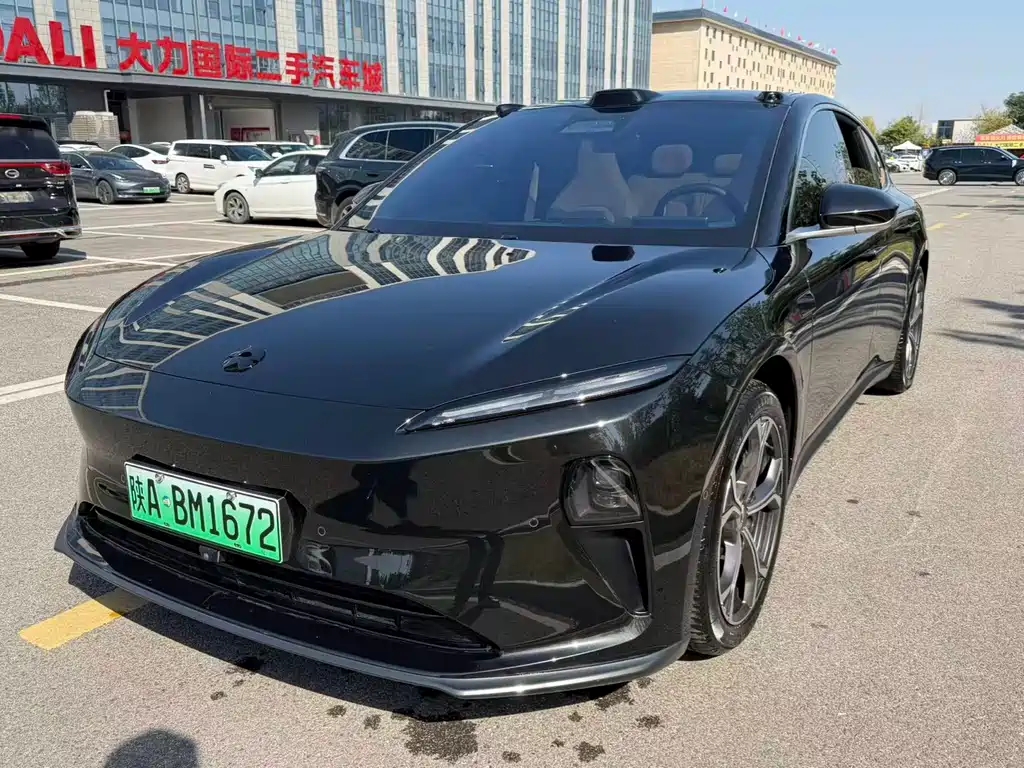 NIO ET5T