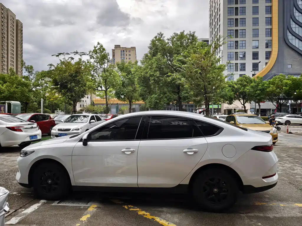 BYD Qin PLUS — миниатюра 4