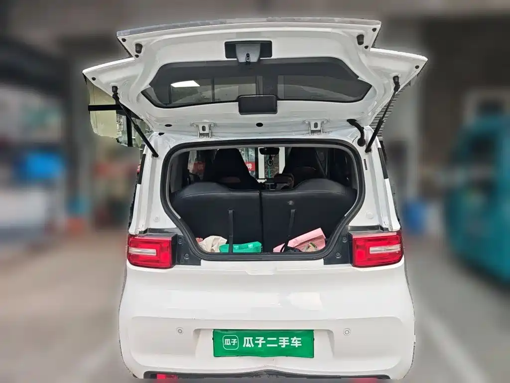 Wuling MINIEV — миниатюра 15
