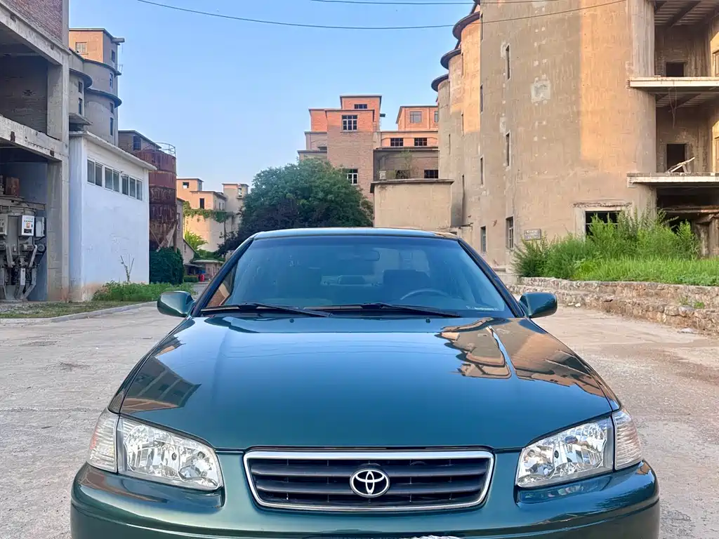 Toyota Camry 01 2.2L AT