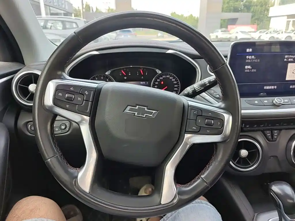 Chevrolet Blazer — миниатюра 11
