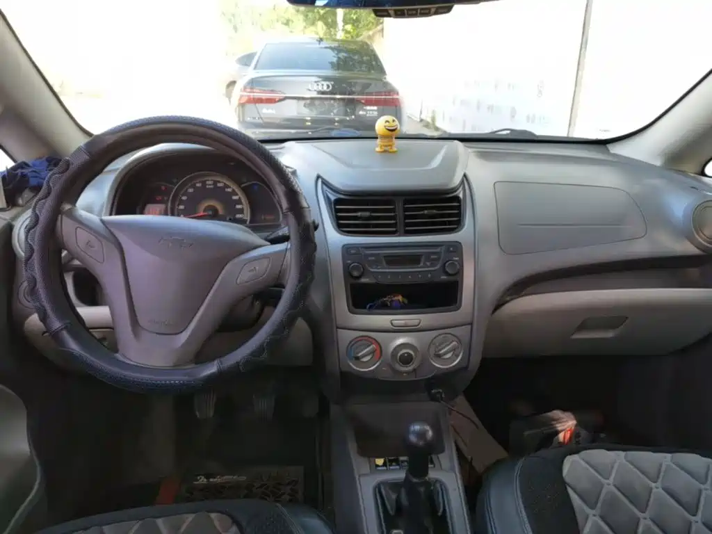 Chevrolet Sail — миниатюра 10