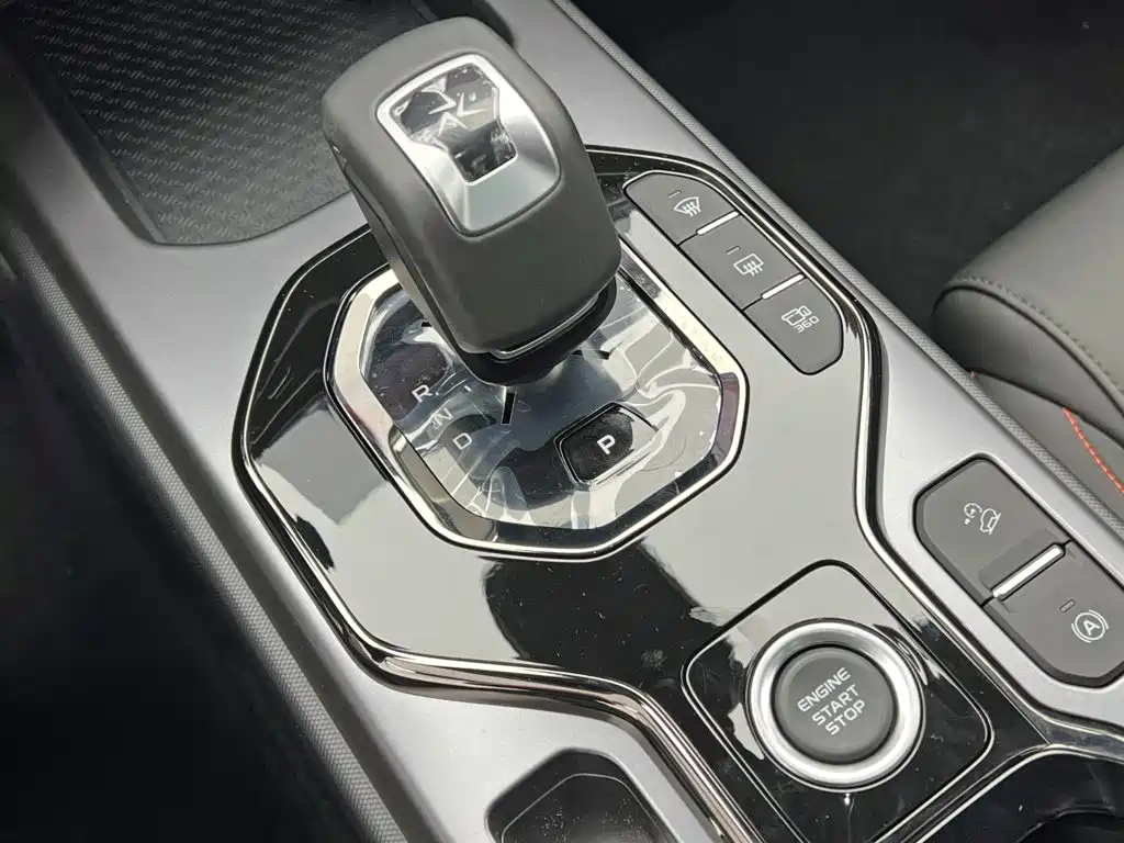 Geely Cowboy — миниатюра 17