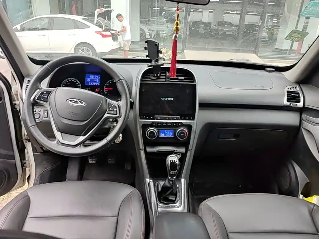 Chery Tiggo 3 — миниатюра 10