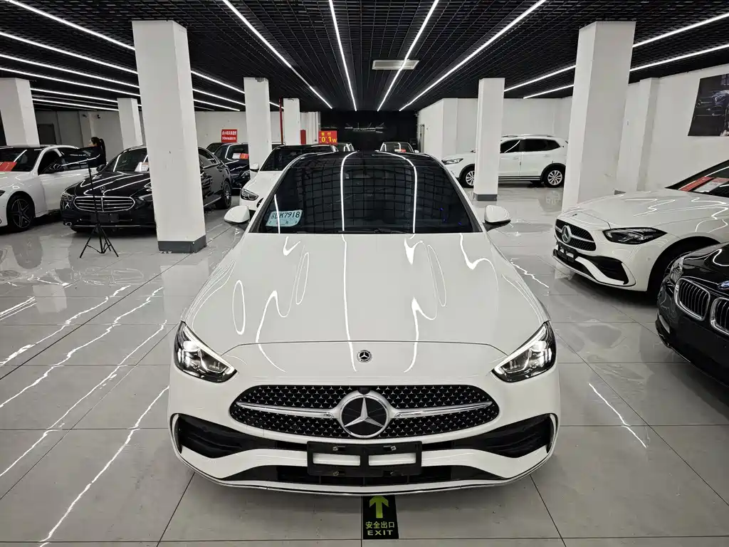 Mercedes-Benz C-Class 2022