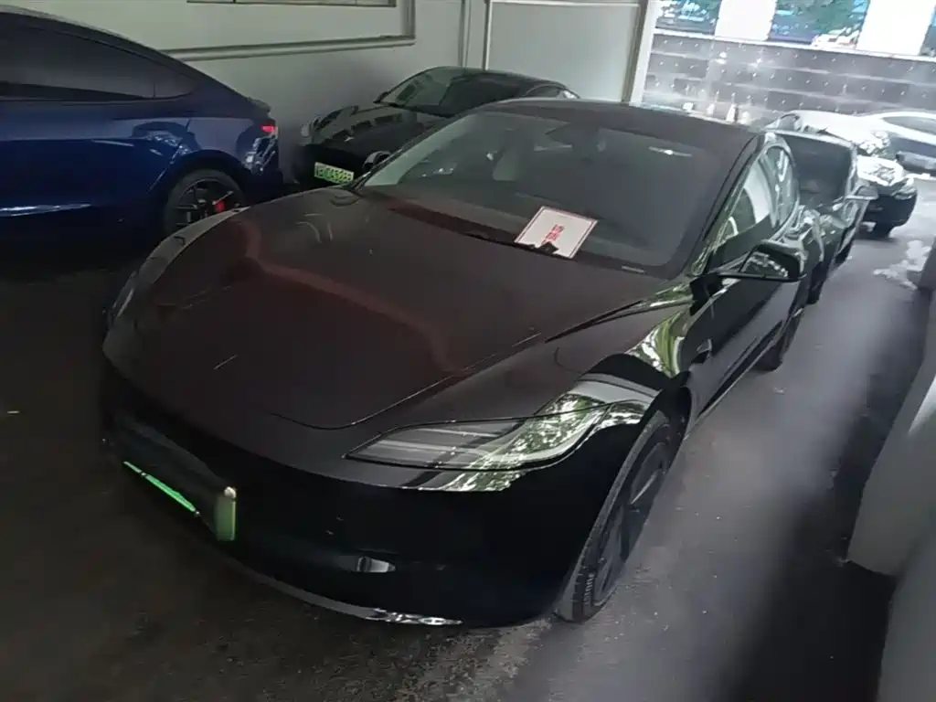 Tesla Model 3 2026
