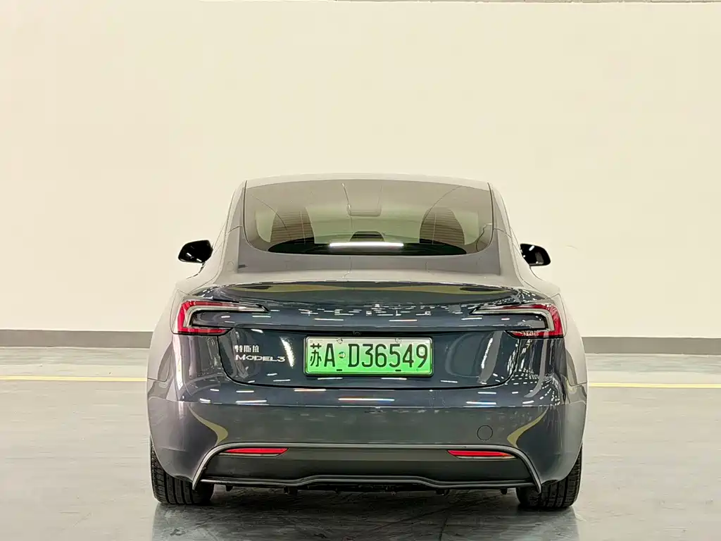 Tesla Model 3 — миниатюра 14