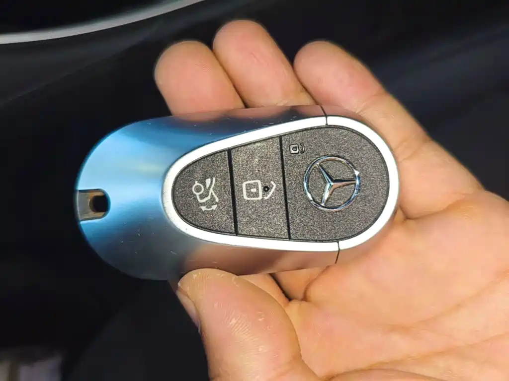 Mercedes-Benz EQE — миниатюра 17