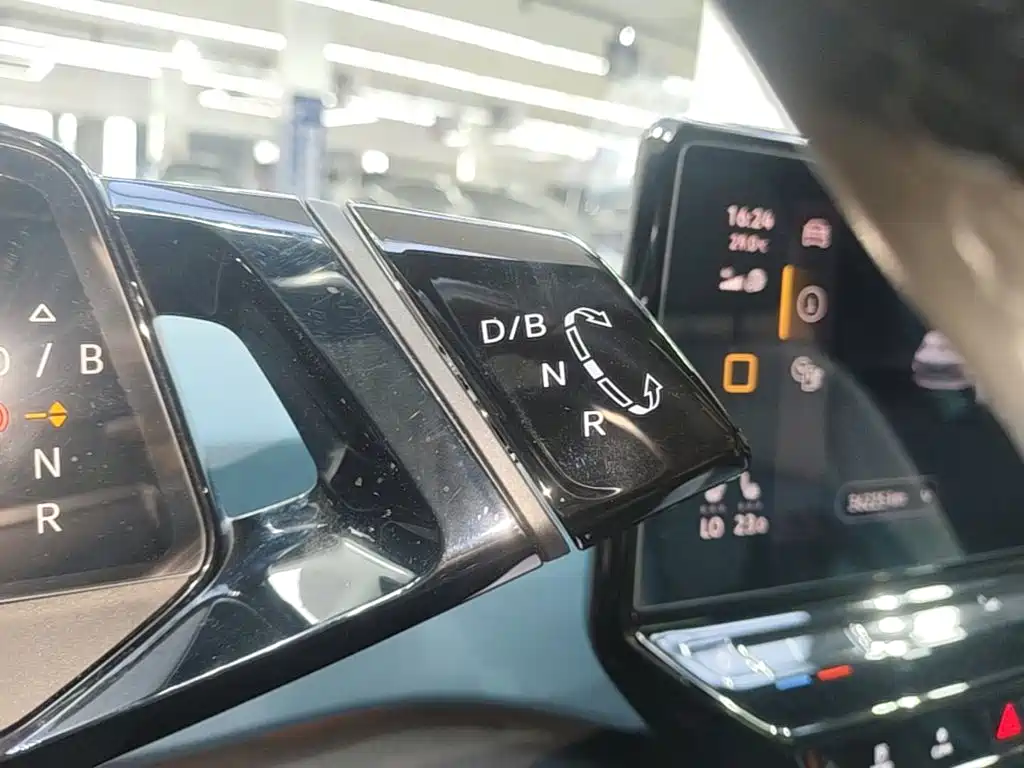 Volkswagen ID.3 — миниатюра 14