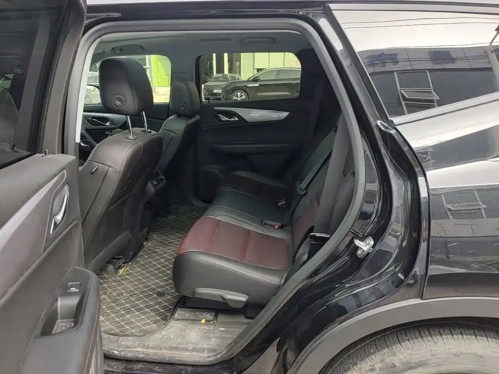 Chevrolet Blazer — миниатюра 17