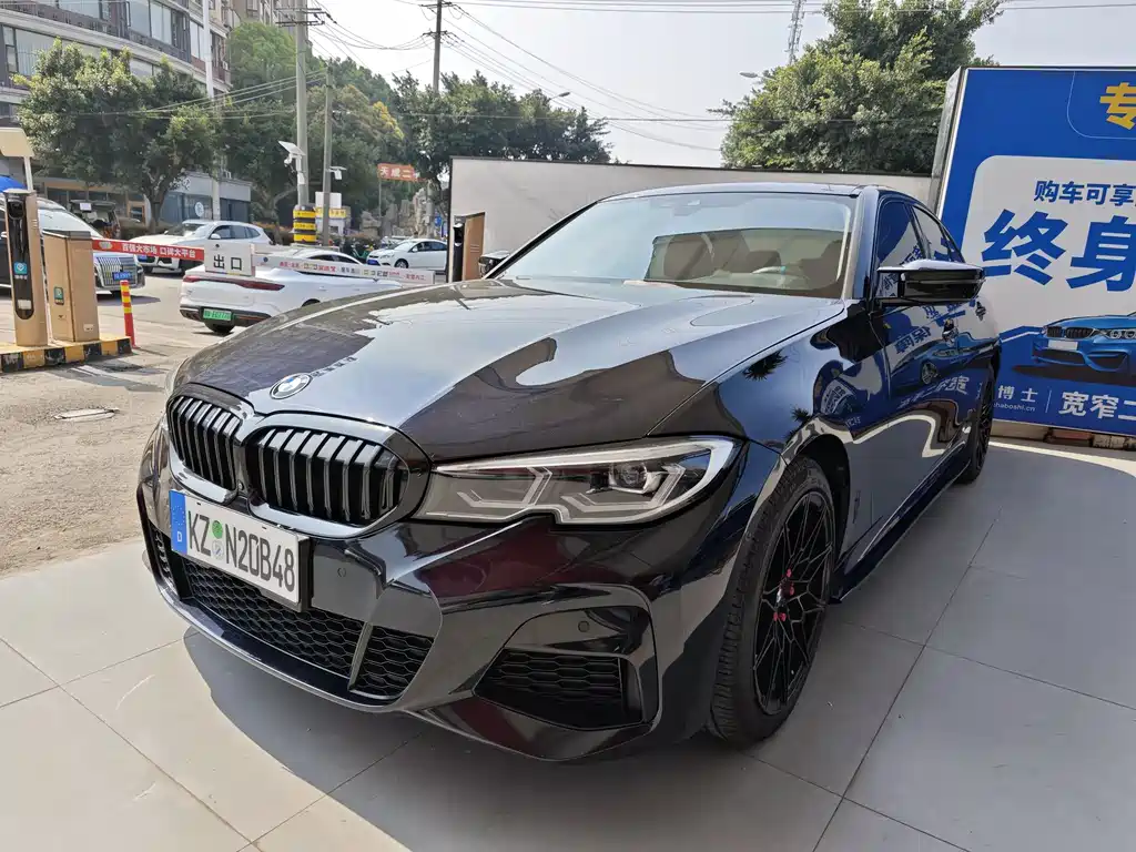 BMW 3 Series 2021