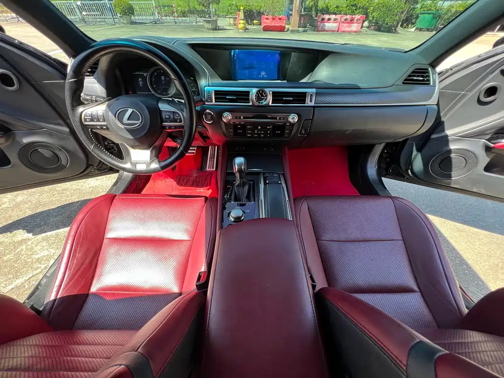 Lexus GS — миниатюра 15
