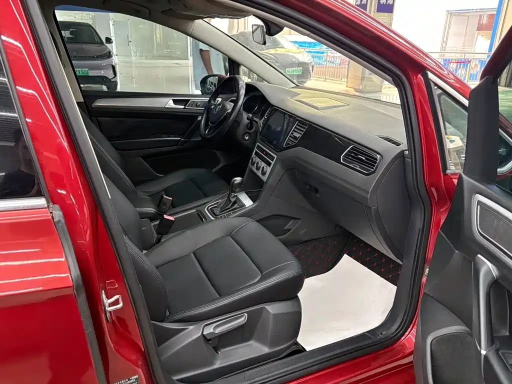 Volkswagen Golf Sportsvan — миниатюра 4