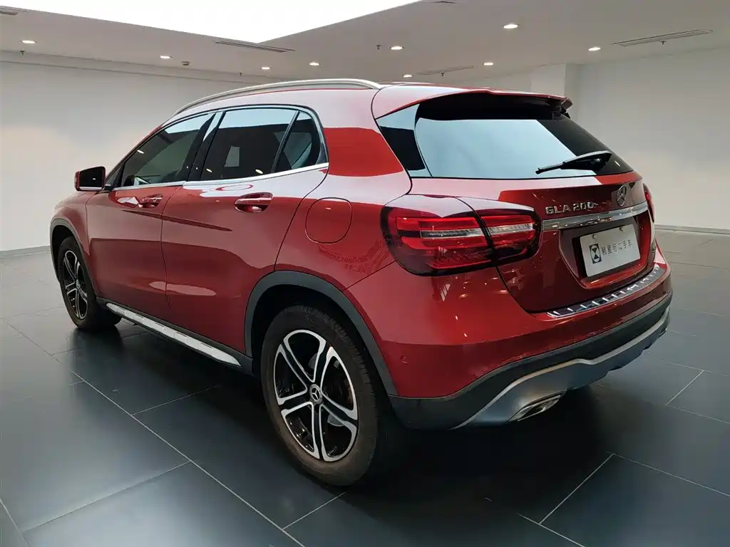 Mercedes-Benz GLA 2019 GLA 200 Fashion