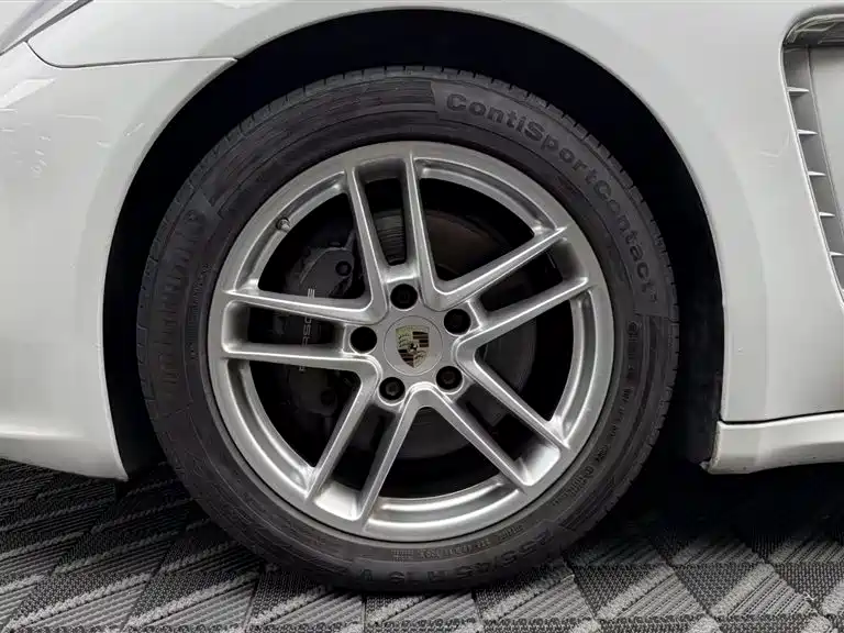 Porsche Panamera — миниатюра 8