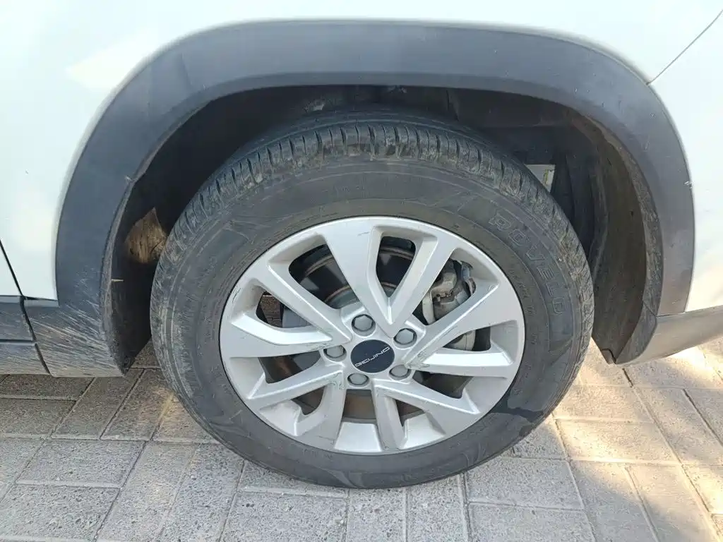 BAIC X3 — миниатюра 24