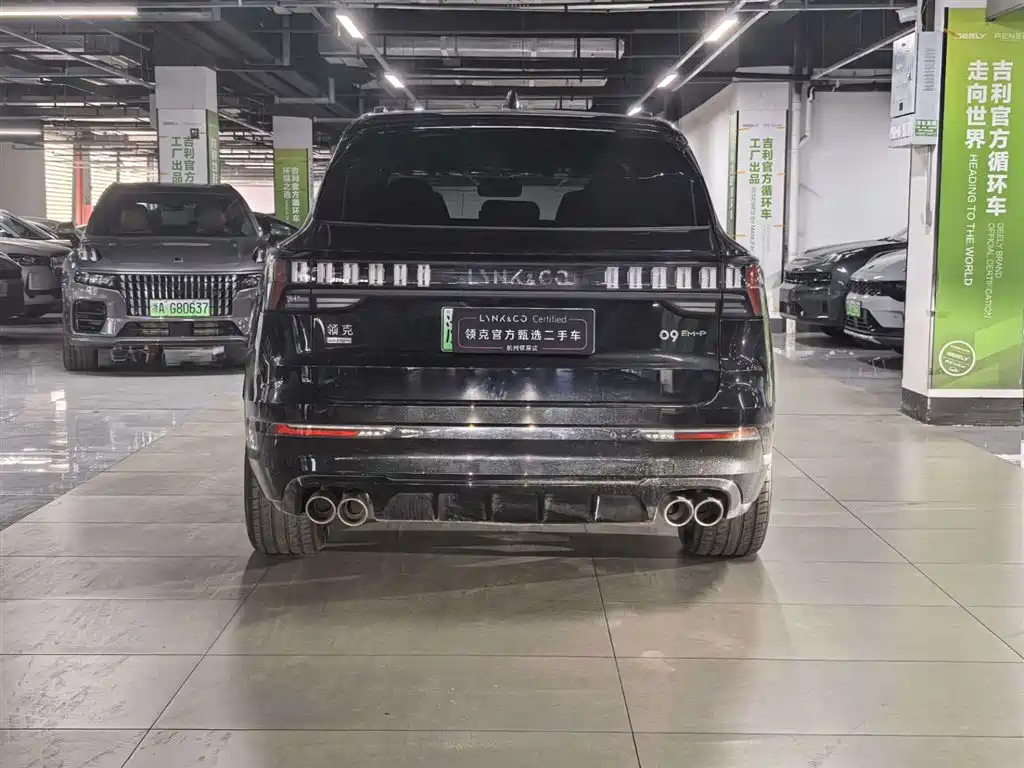 Lynk & Co 09 EM-P 2021 2.0T PHEV Halo мест