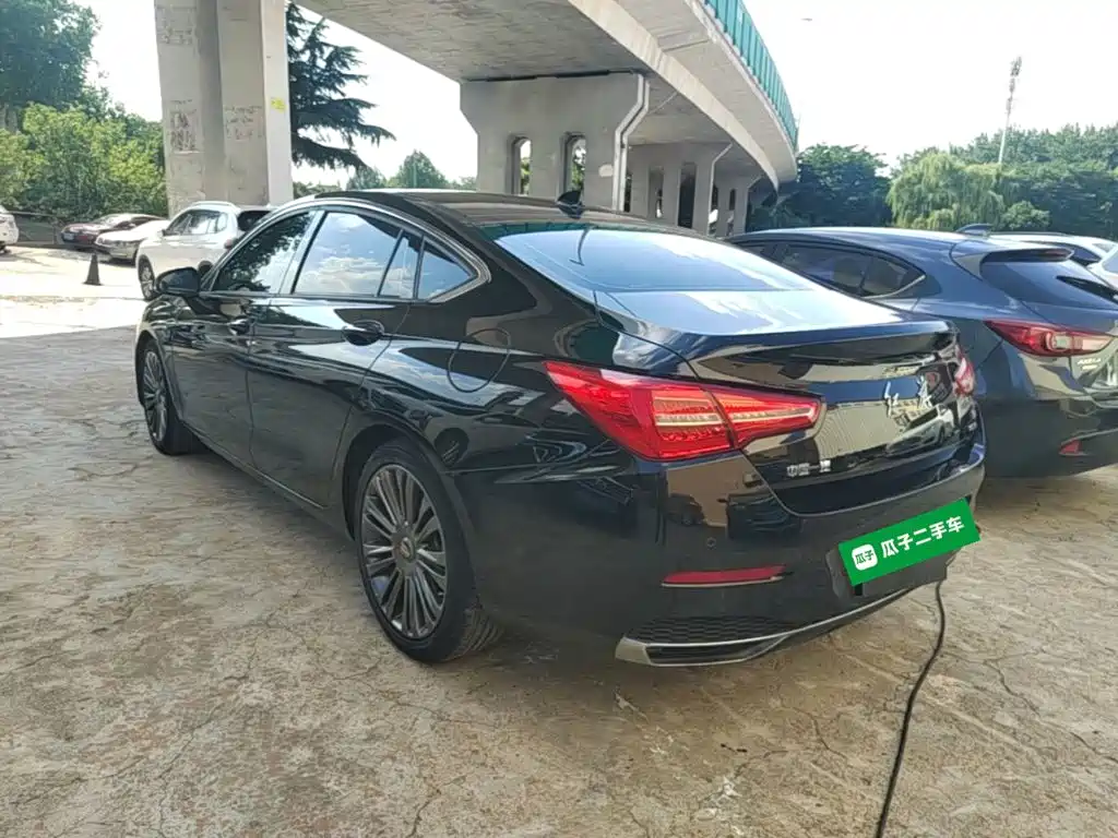 Hongqi H5 2020 1.8T AT