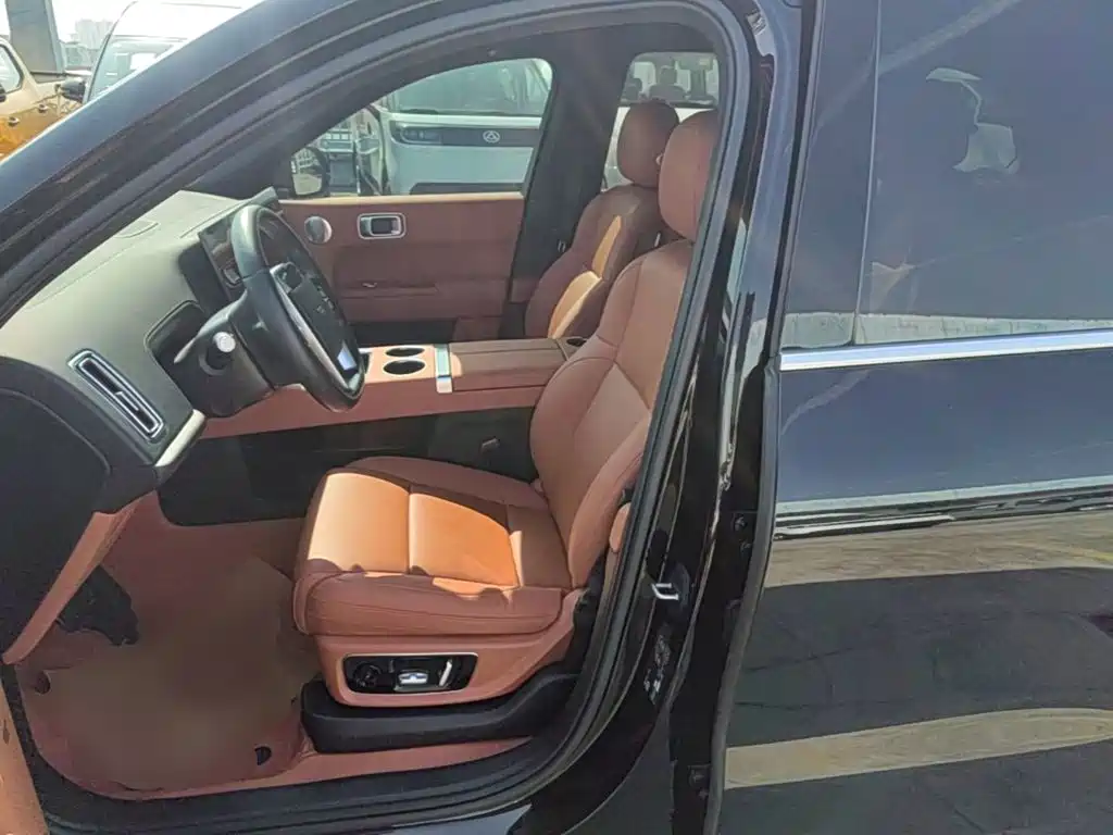 Li Auto Li L8 — миниатюра 15