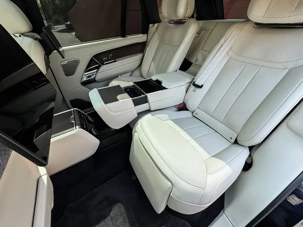 Land Rover Range Rover — миниатюра 13