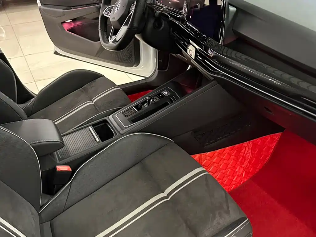 Volkswagen Golf — миниатюра 6