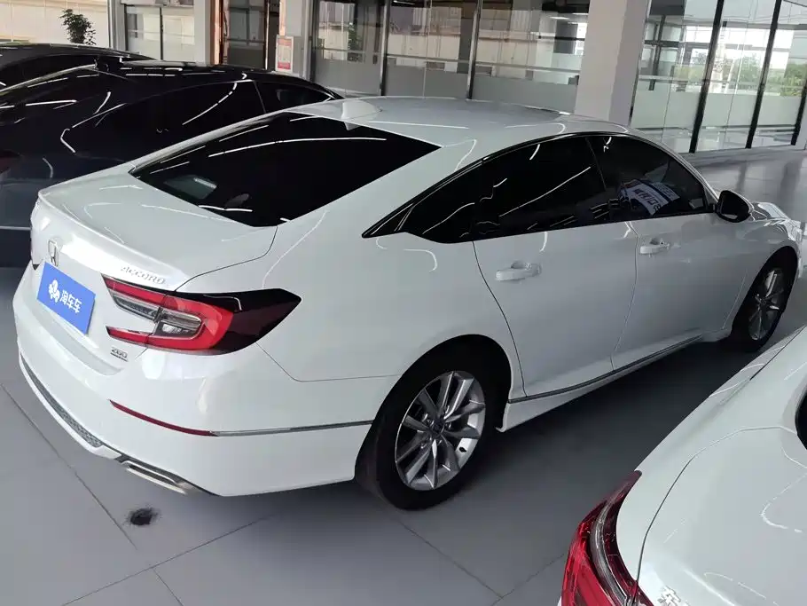 Honda Accord — миниатюра 3