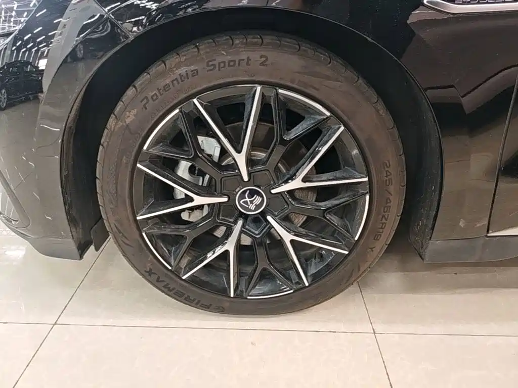 BYD Han — миниатюра 23