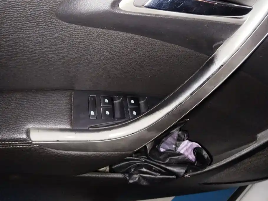 Buick Excelle — миниатюра 7