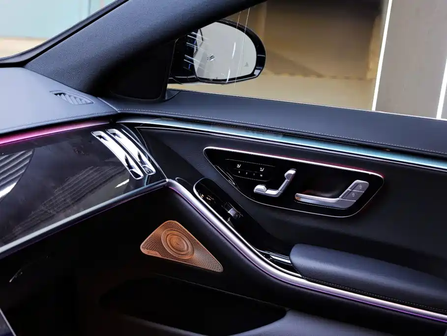 Mercedes-Benz S-Class — миниатюра 19