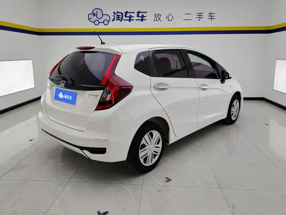 Honda Fit — миниатюра 3