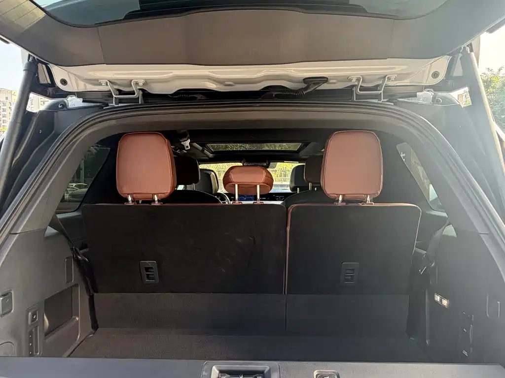 Lincoln Navigator — миниатюра 12