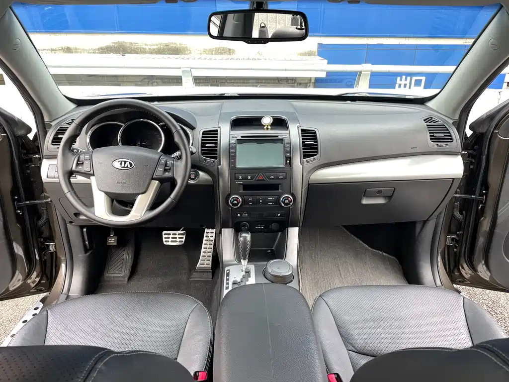Kia Sorento — миниатюра 10