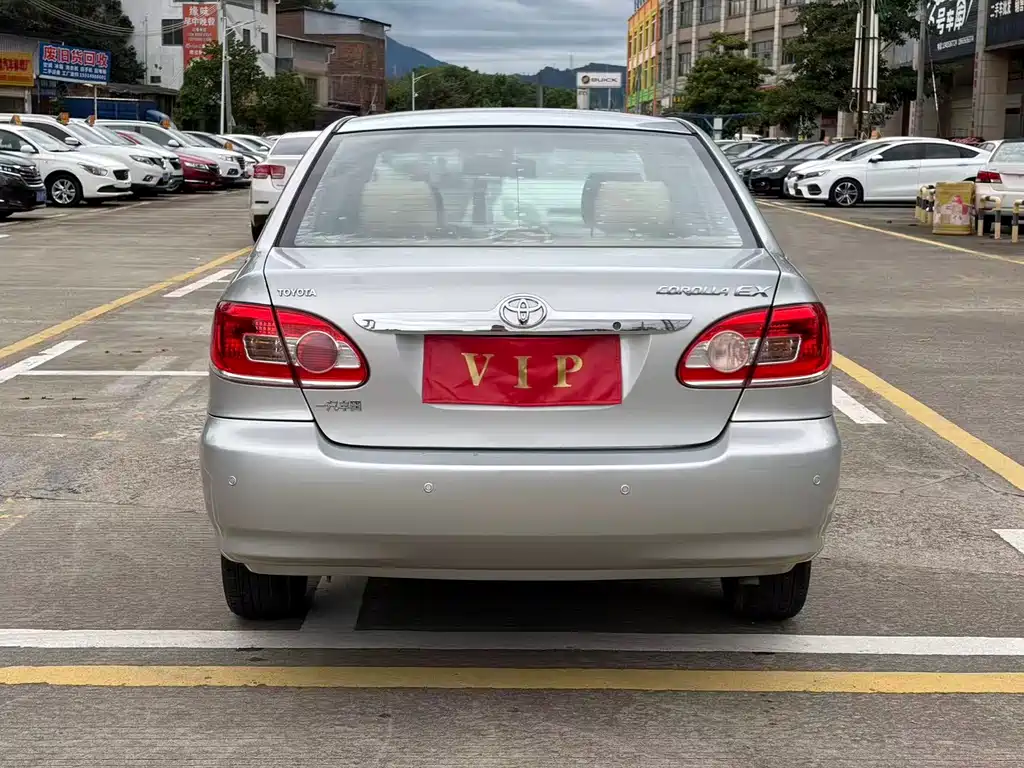 Toyota Corolla — миниатюра 8