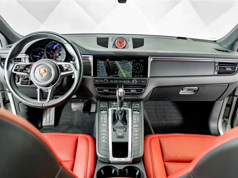 Porsche Macan — миниатюра 12