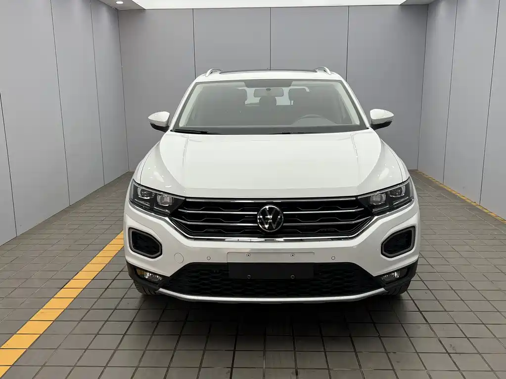 Volkswagen T-Roc 2022 280TSI DSG PLUS
