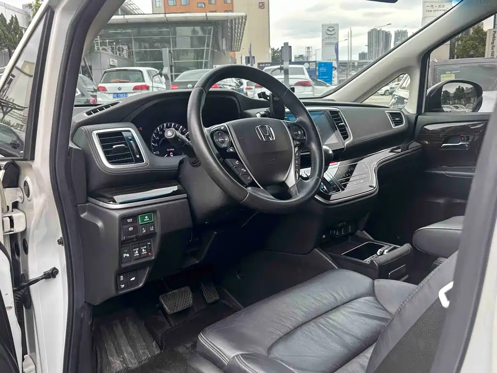 Honda Odyssey — миниатюра 7