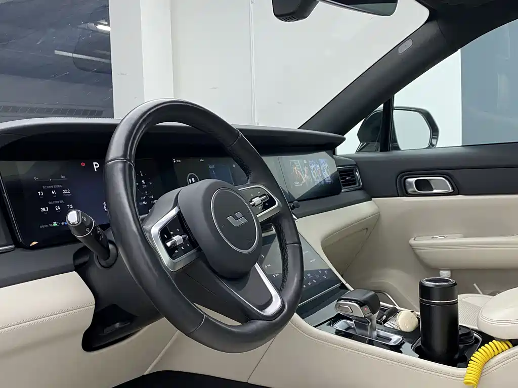 Li Auto Li ONE — миниатюра 10