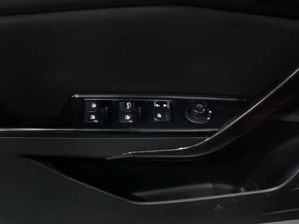 Baojun 310 — миниатюра 9