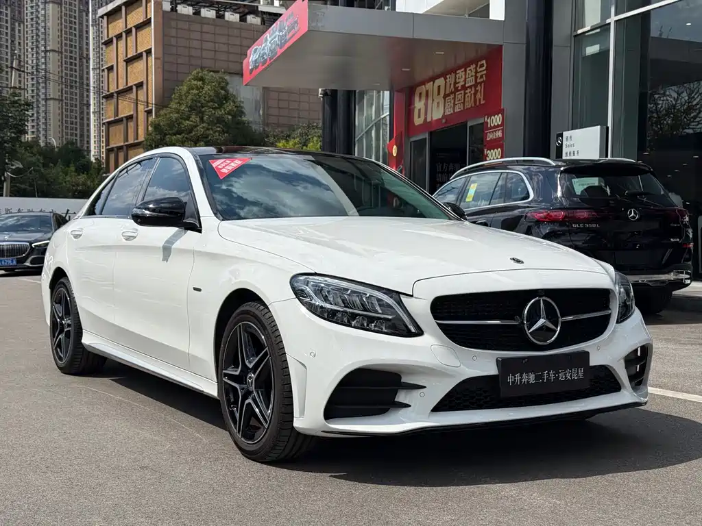 Mercedes-Benz C-Class — миниатюра 3