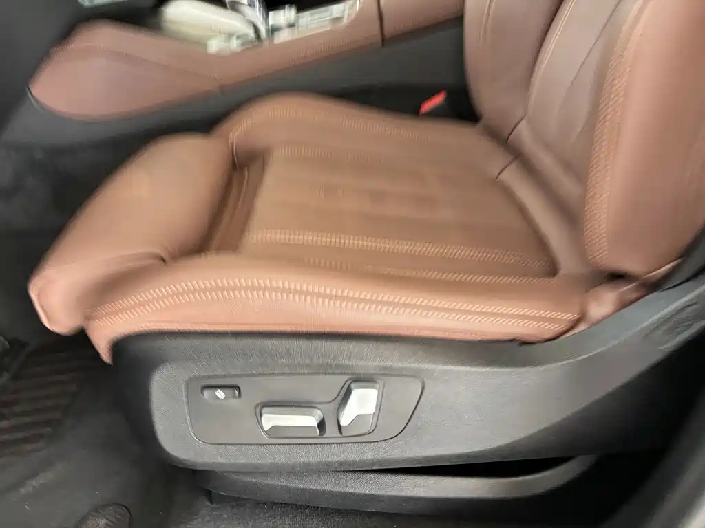 BMW X6 — миниатюра 12