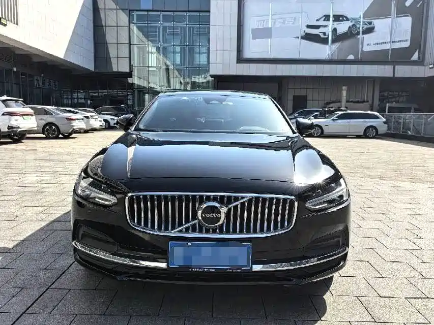 Volvo S90 — миниатюра 2