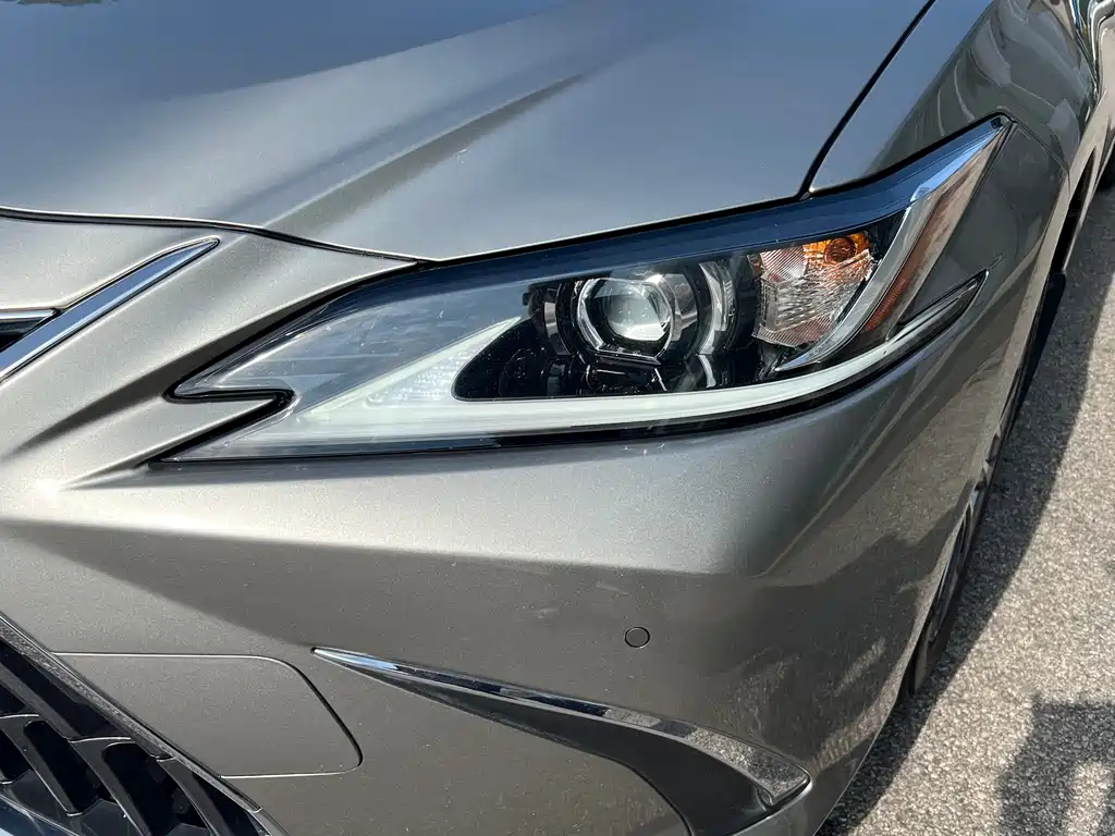 Lexus ES — миниатюра 4