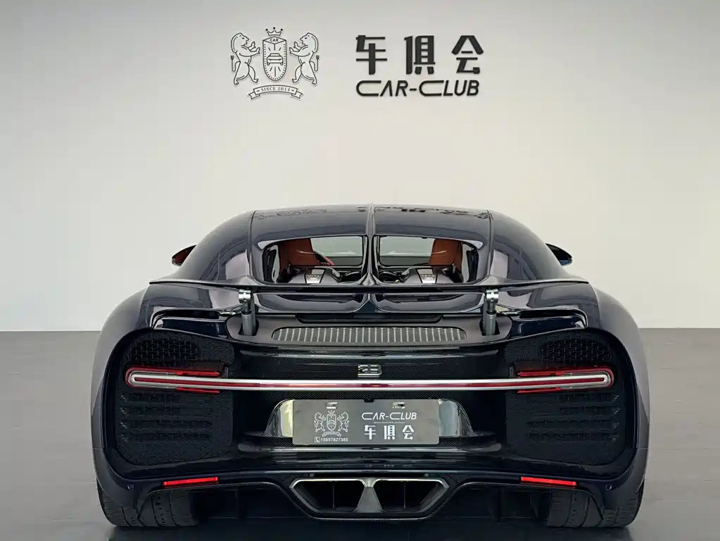 Bugatti Chiron 2021 8.0L AT