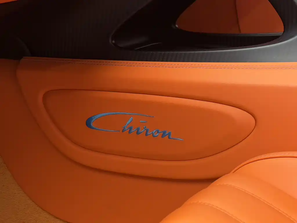 Bugatti  - фото 16