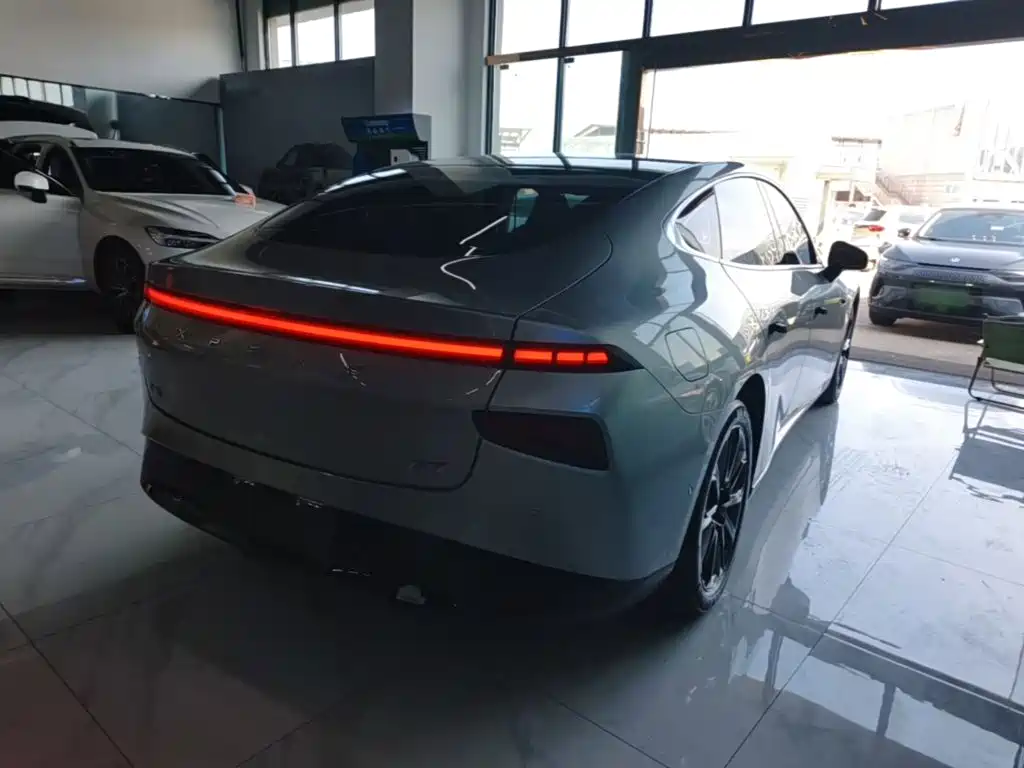 XPeng P7 — миниатюра 7