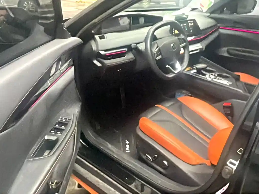 Changan UNI-V 2024 1.5T Luxury
