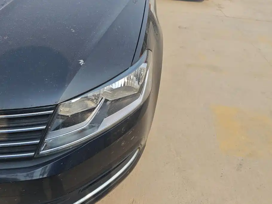 Volkswagen Lavida — миниатюра 5